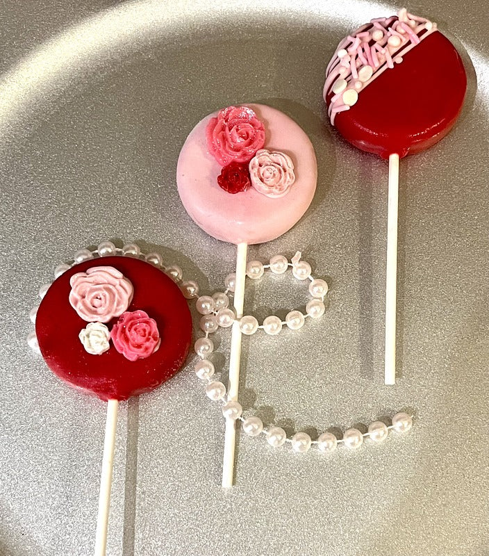 Custom Cake Pops